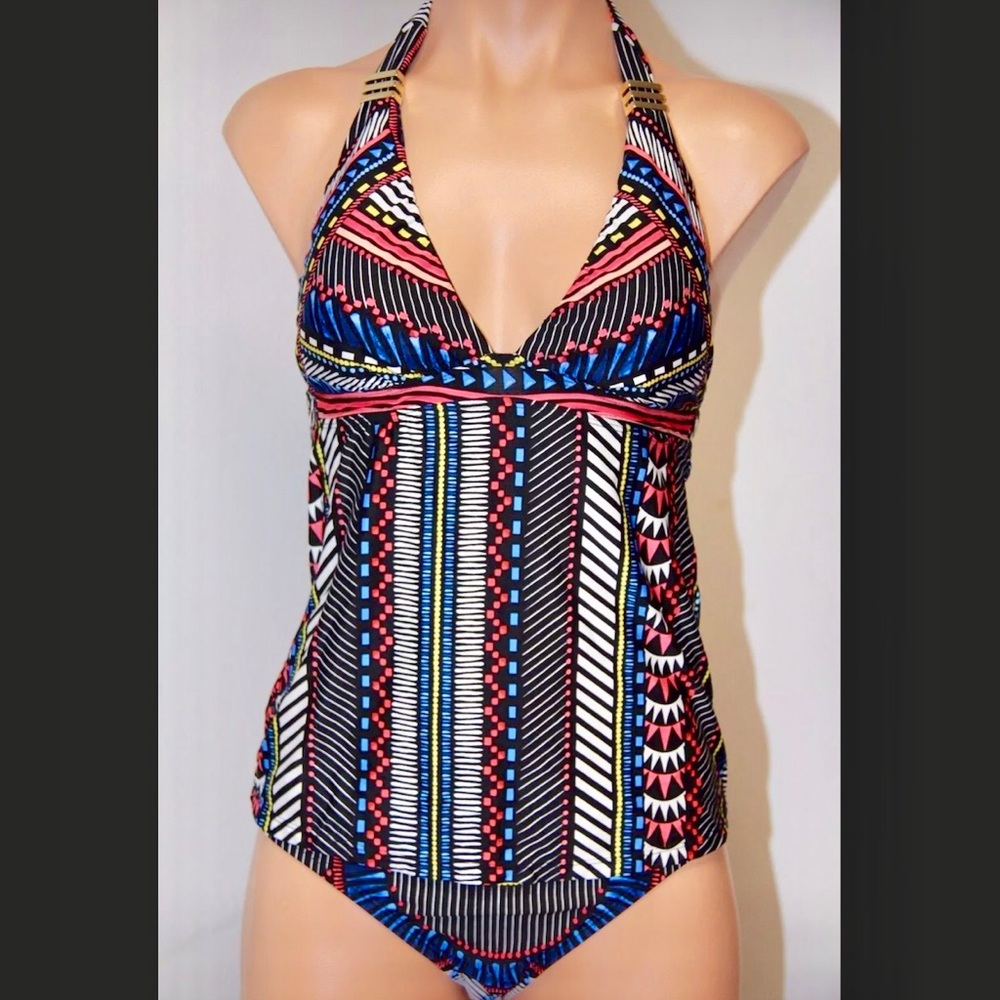 Bar III Swimsuit Tankini 2pc Set Vessi Strawberry